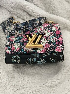 Louis Vuitton Floral Crossbody Bag with Gold Hardware - Pink & Black